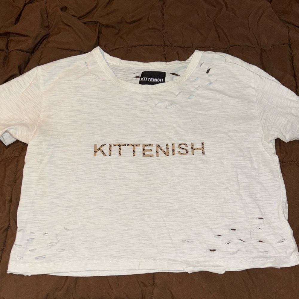 Kittenish ripped t
